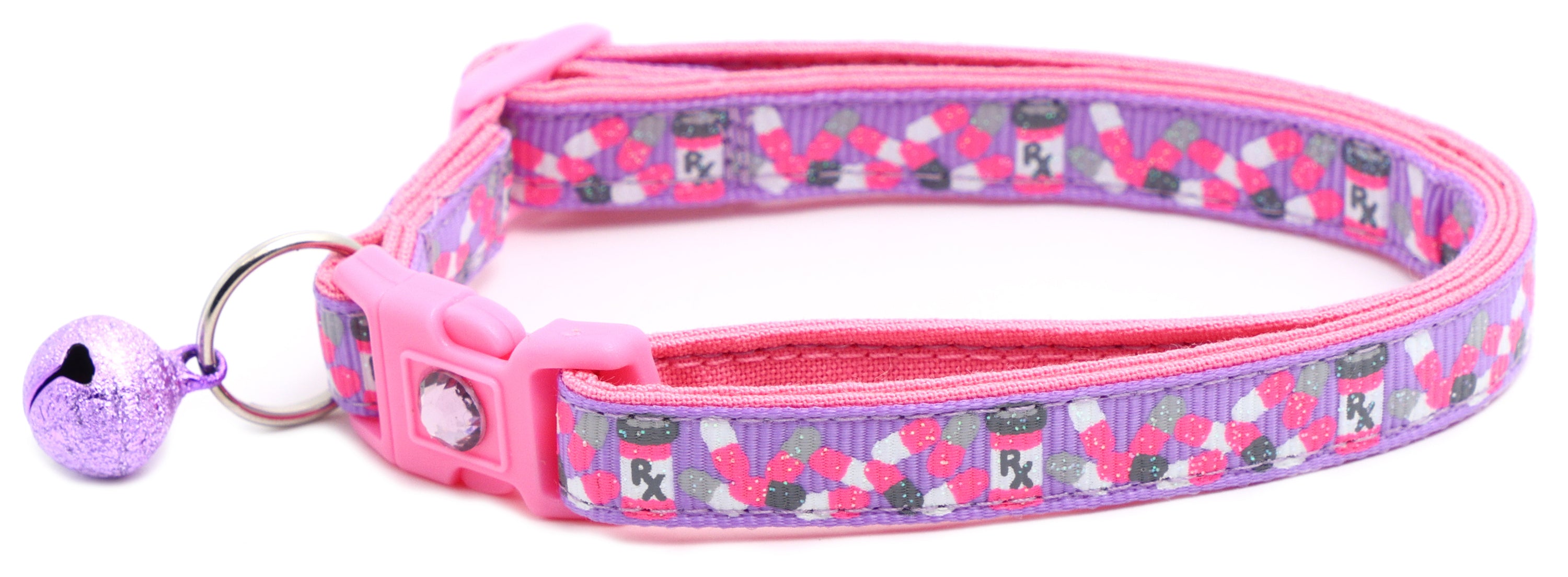Handmade Pills Breakaway Cat Collar in reinforced cotton with adjustable sizes and breakaway clip for safety.